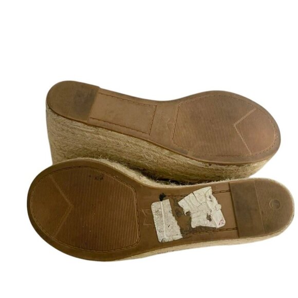 Marc Fisher Size 7 Wedge Espadrille Studded Beige Camel - Picture 9 of 11